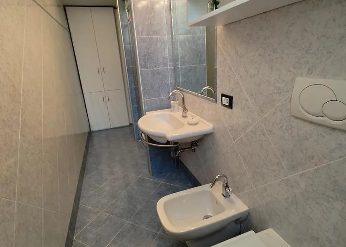 Eleonora Apartment *